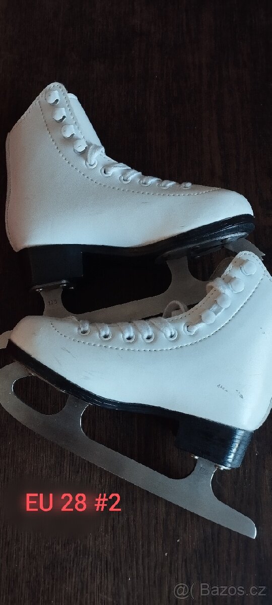 Dívčí lední brusle - 11