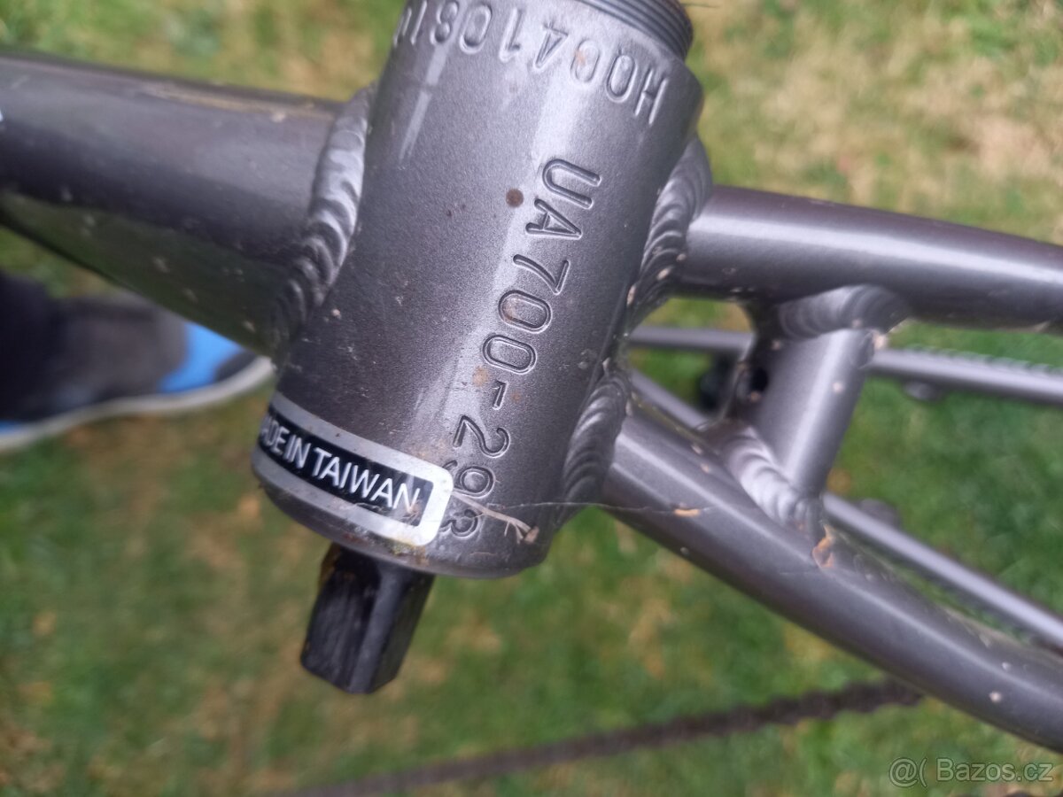 Trekový al rám Madison El Paso – 22" (ráfky 28") - 11