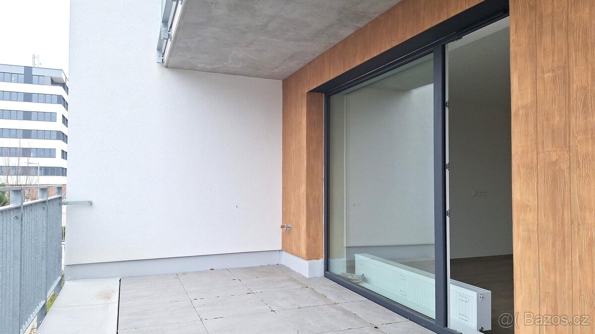 Prodej novostavby bytu 1+ kk 38,80 m2, Antonína Petrofa Hra - 11