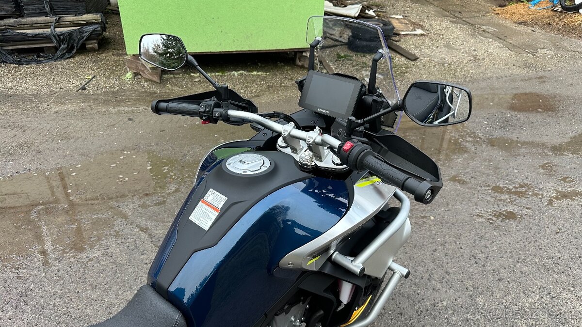 Moto 800MT Touring r.v. 2023 - 11