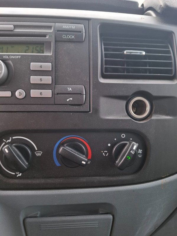 Ford Transit bus 9 míst - 92 kw - 11