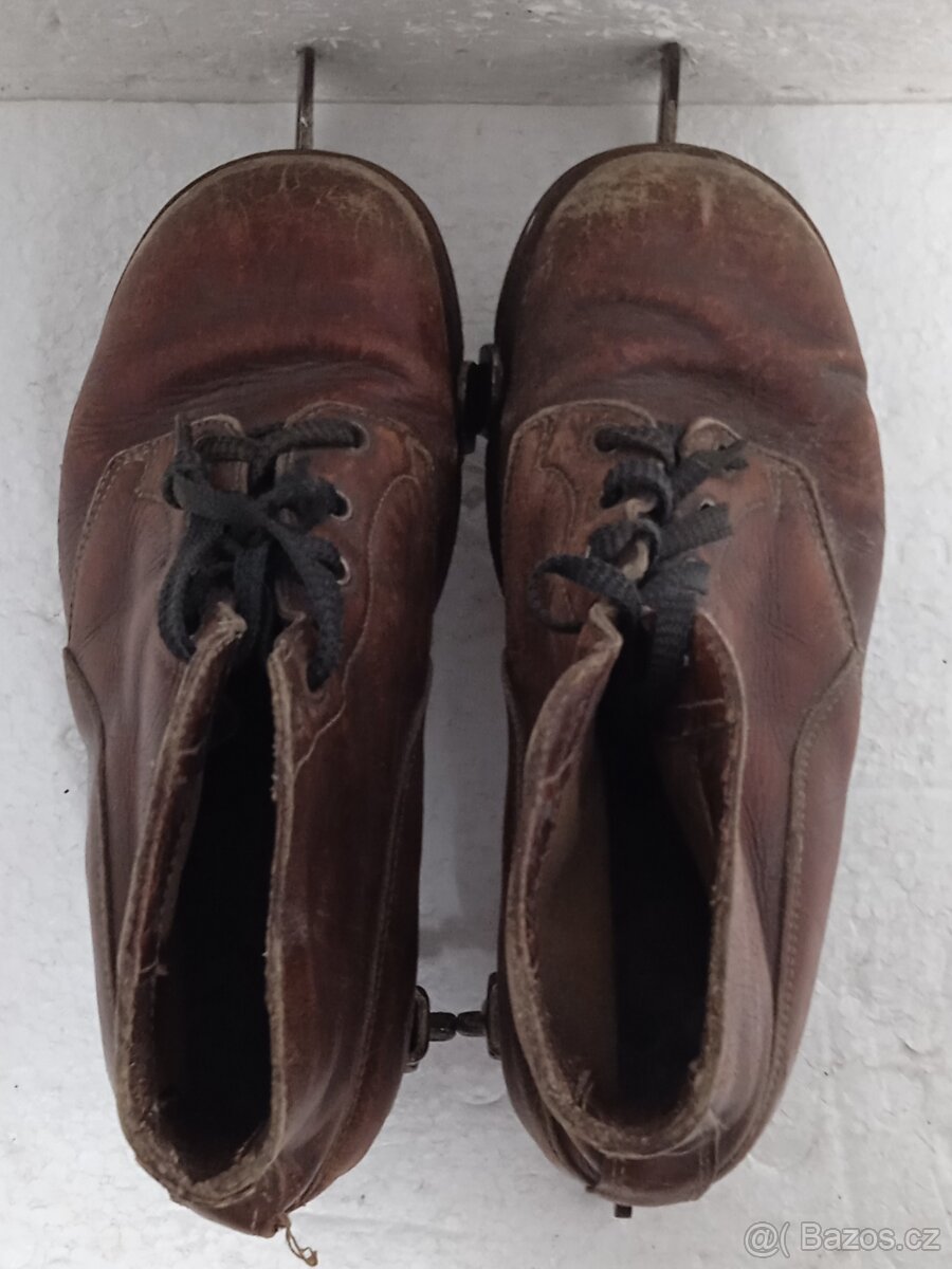 Avion - Staré retro brusle + klíč + boty - 11