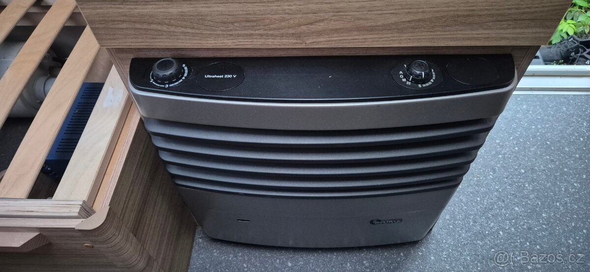 Adria Action - obytný přívěs - 11