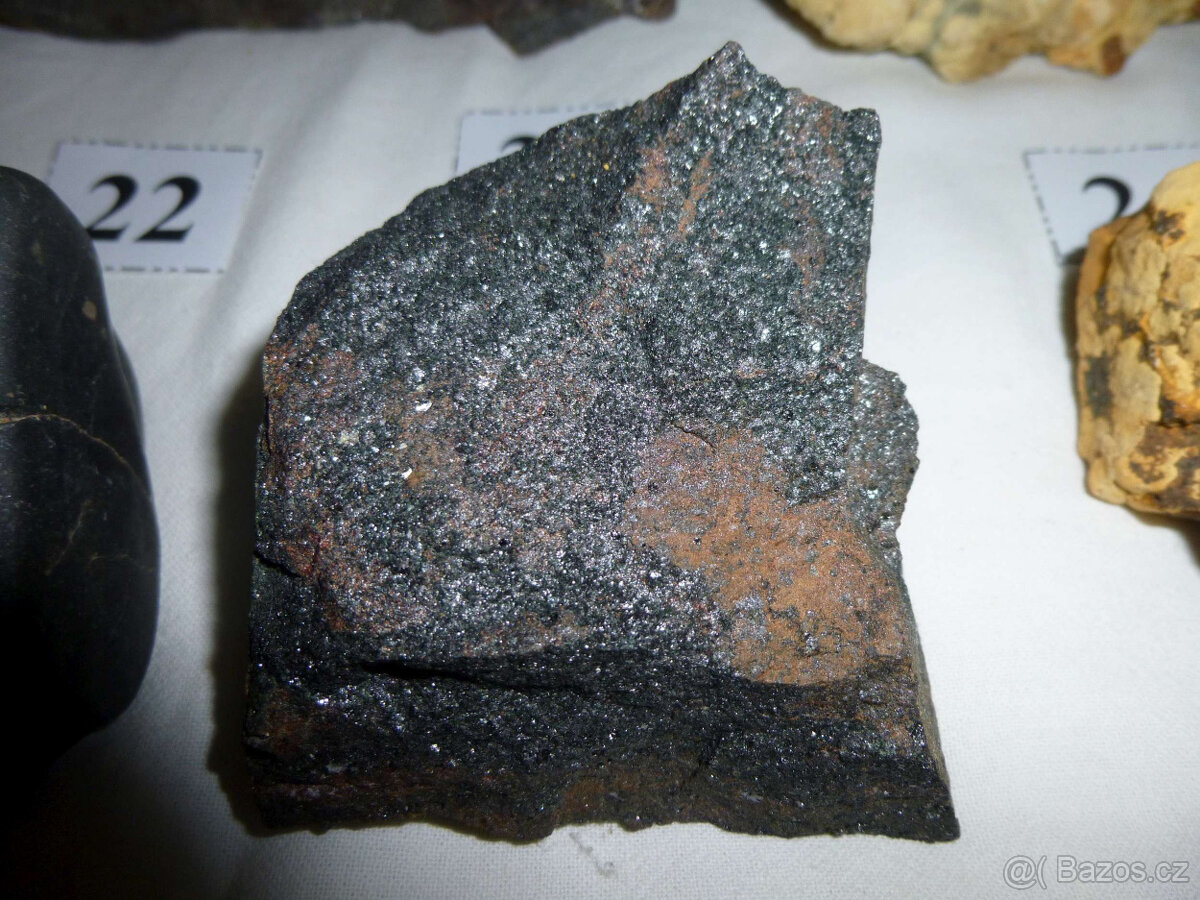 S76 Sbírka minerálů z ČR 25 ks s meteoritem - 11