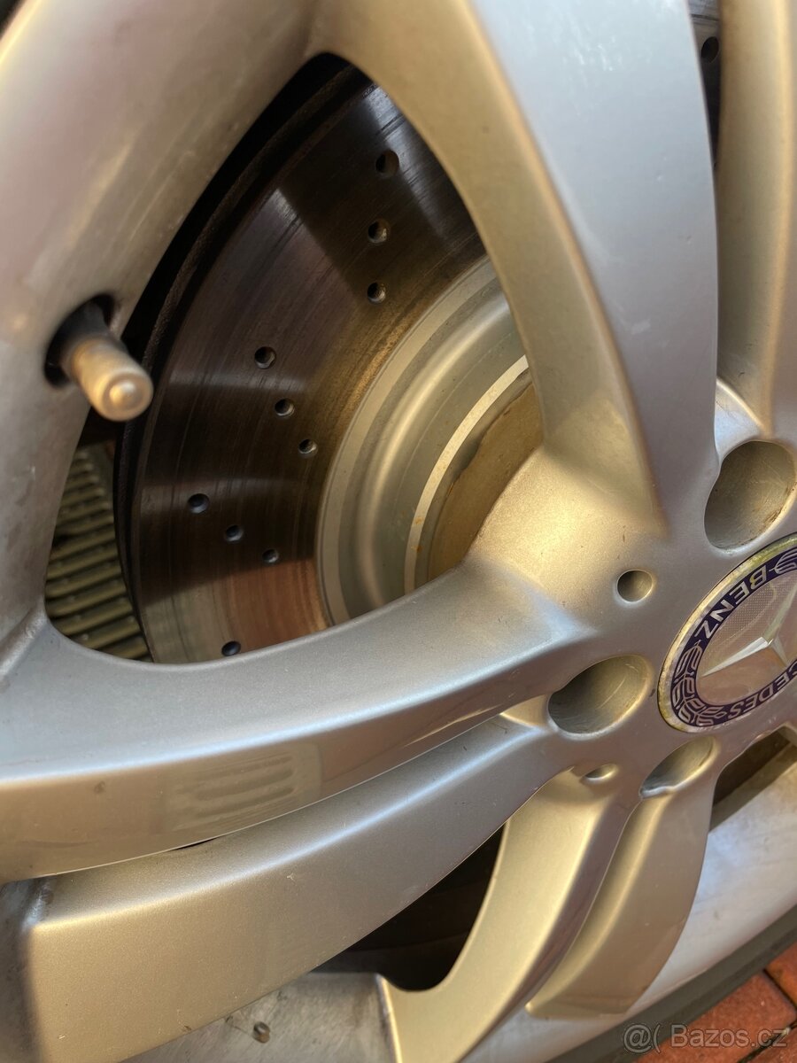 Mercedes-Benz SLK 350 - 11