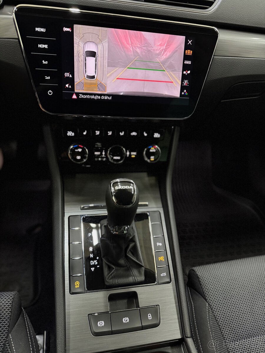 Superb kombi Style Virtual Full led po servisu Top stav -DPH - 11