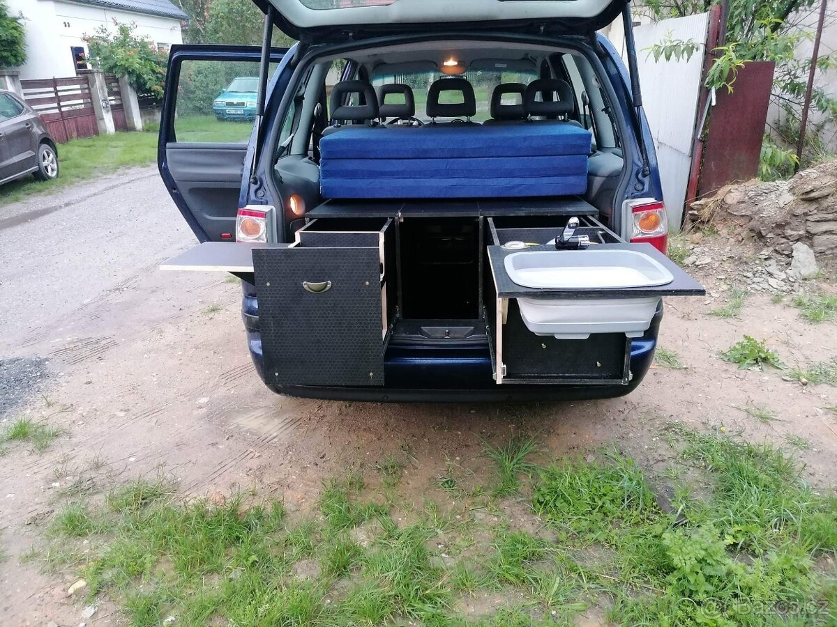 Spací vestavba do Ford Galaxy - 11