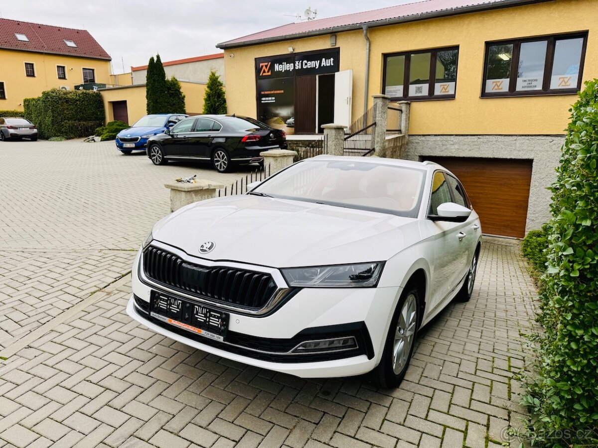 ŠKODA OCTAVIA IV 2,0TDi 110kW STYLE ACC VYHŘ.OKNO TAŽNÉ - - 11