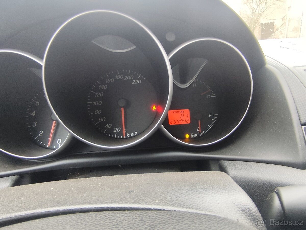 Mazda 3 1.6i 77kw 2003 - 11