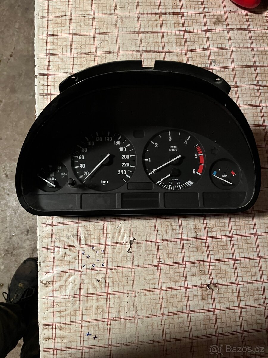 Budíky e39, e46, e34, e87 - 11