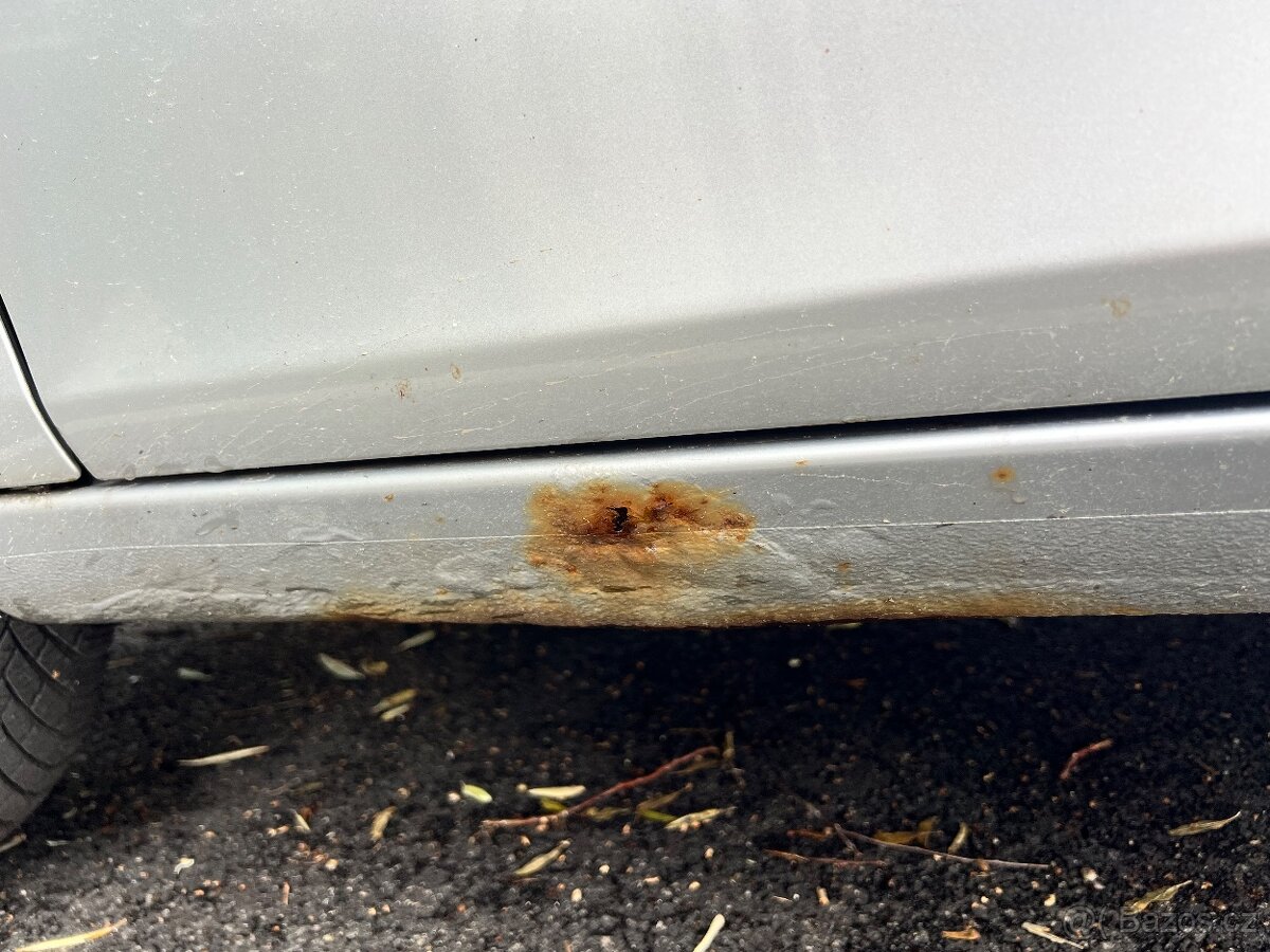 Skoda Fabia 2 1.4tdi 51kw sportline 5q manuál - 11