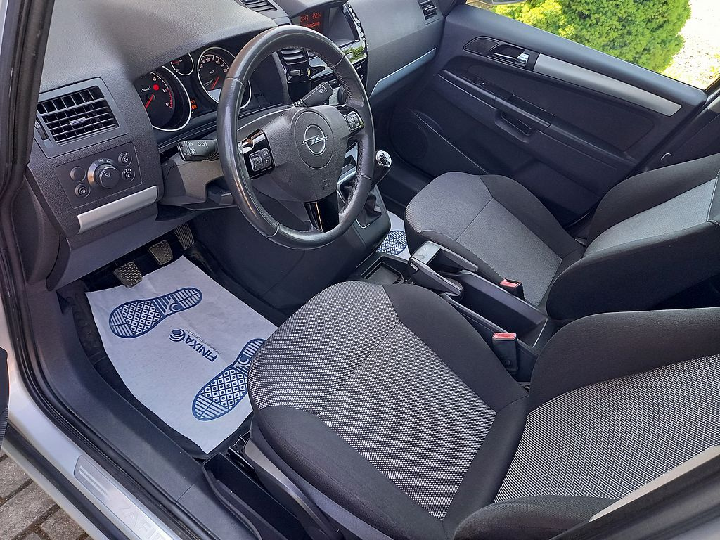 Opel Zafira, 1.7CdTi klima+7Míst+ROZVODY - 11