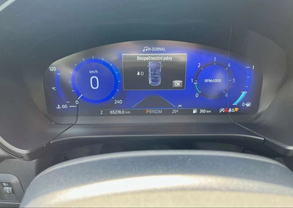 Ford Kuga, ST-Line X, 2.0 140 kW, AWD, ČR - 11