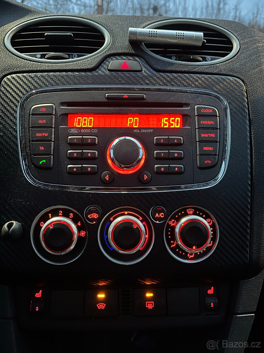 2007 Ford Focus mk2 1.6 benzín 74kW - 11