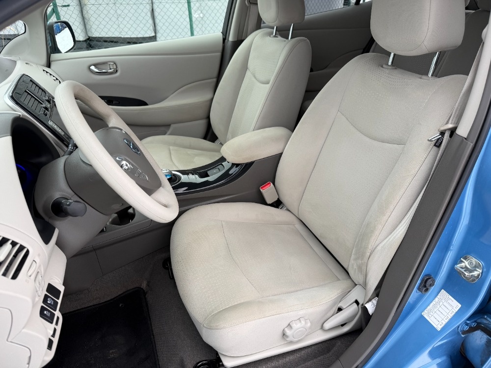 Nissan LEAF 80Kw SL 1-Majitel - 11