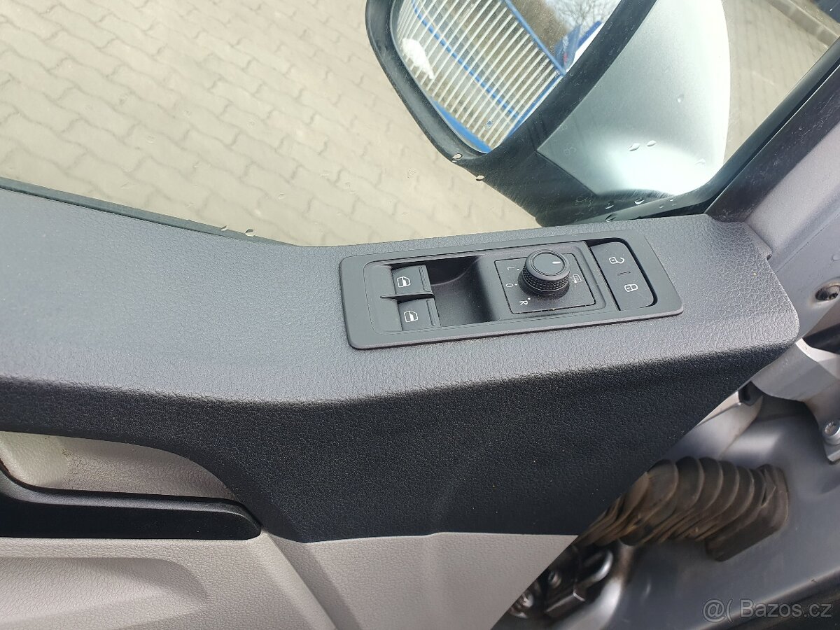 Volkswagen Transporter, 2,0 T6 5 míst ČR - 11