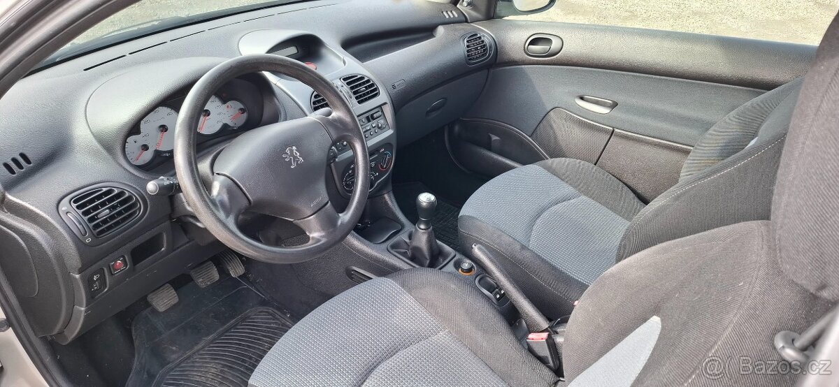 Peugeot 206 1.4HDi / ČR1 / KLIMA / NOVÁ STK 3/2028 - 11