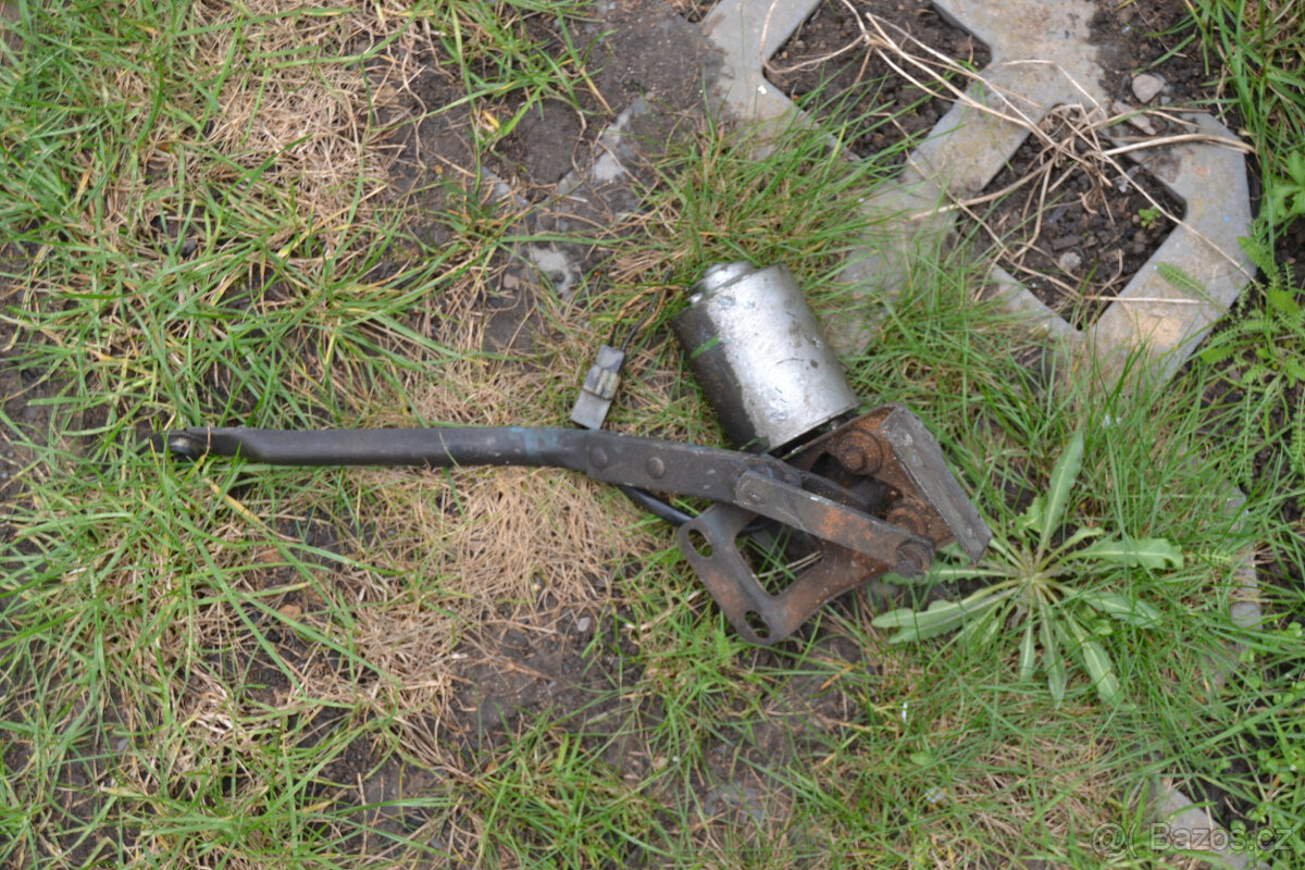 Motor Moskvič ? - 11