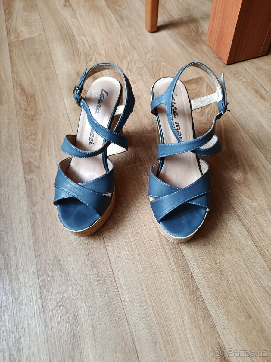 Prodám keramického trpaslíka za 175kč. - 11