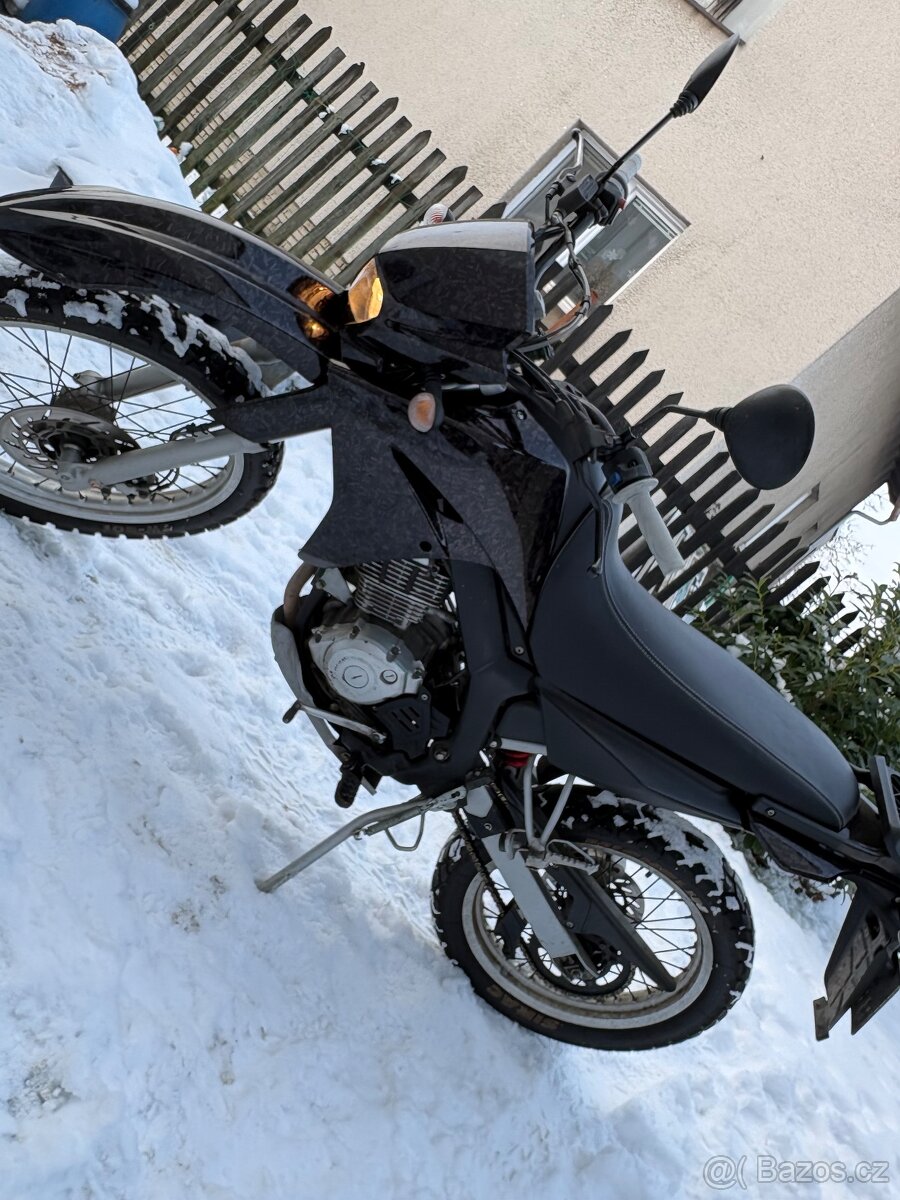 Yamaha XT 125R (2007) – servisovaná, technicky v pořádku - 11