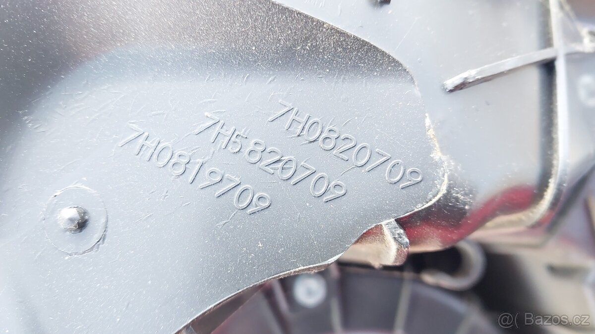 VW Transporter T5 – Topení zadní - 11