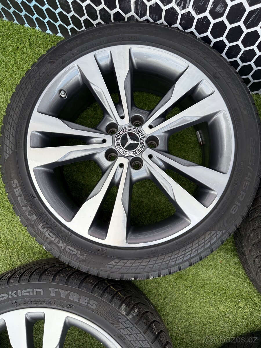 Mercedes W205 C-CLASS - ORIGINÁLNÍ SADA - 11