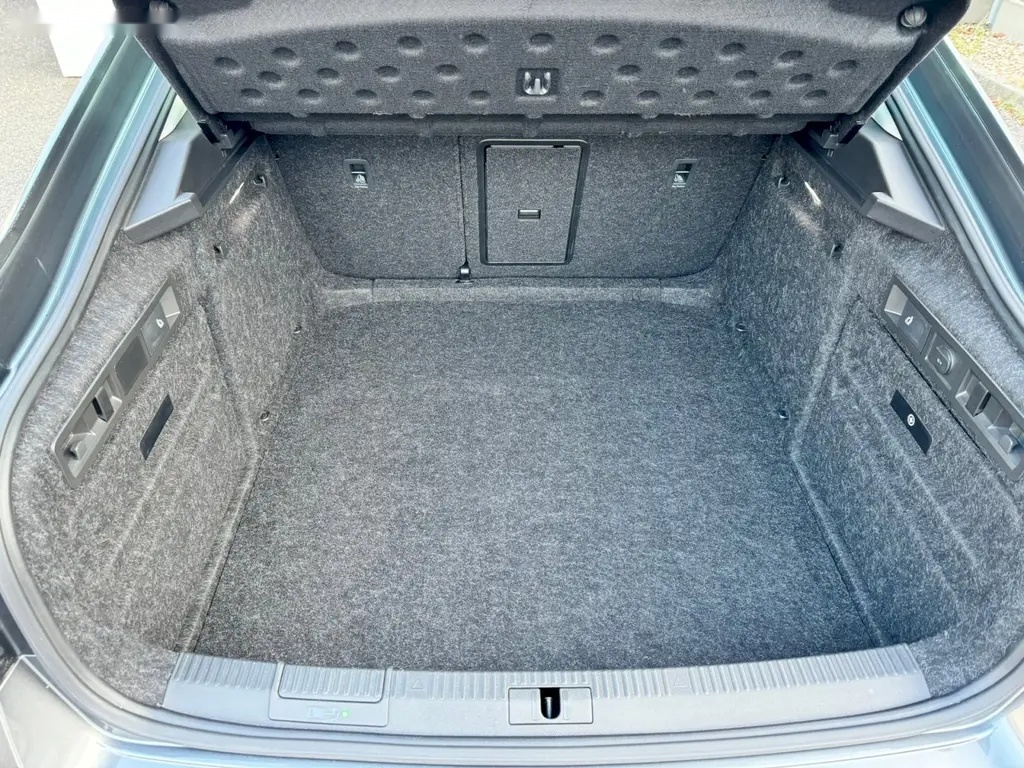 Škoda Superb, STYLE 2,0 TDi / 147 kW DSG - 11