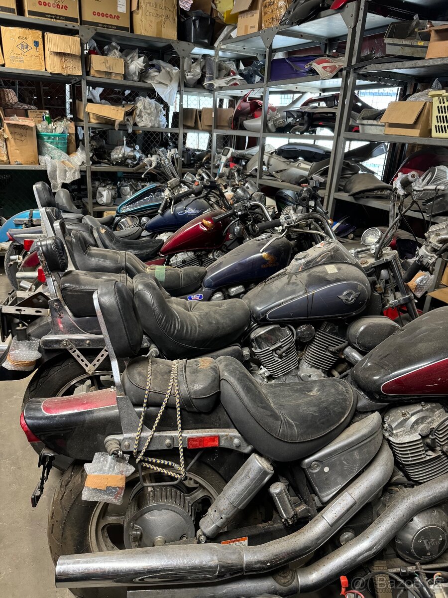 Prodej skladu motocyklů - 11