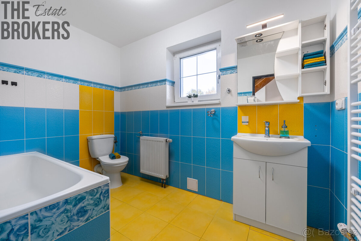 Prodej rodinného domu, užitná plocha 124 m², pozemek 1000 m, - 11