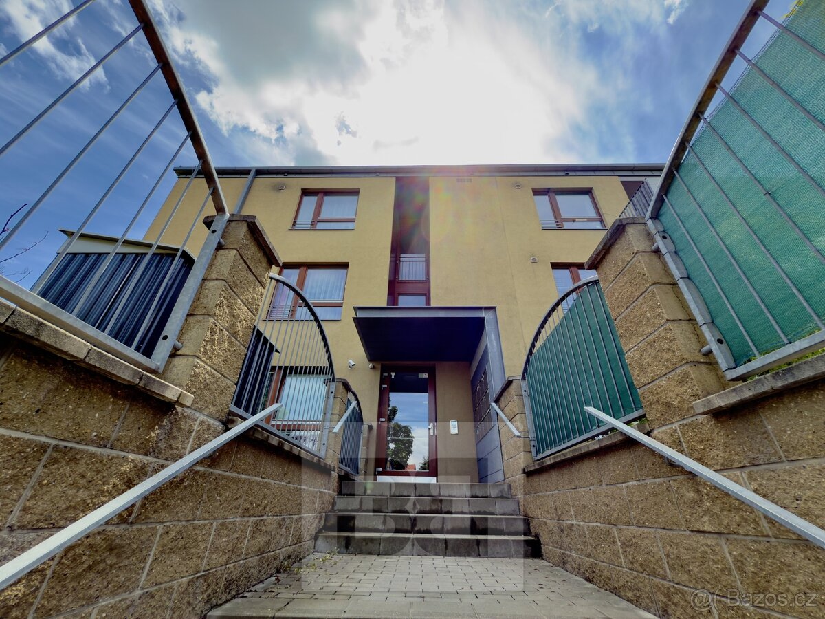 Pronájem byty 2+kk, 40 m² - Praha - Zličín, ev.č. N08609 - 11