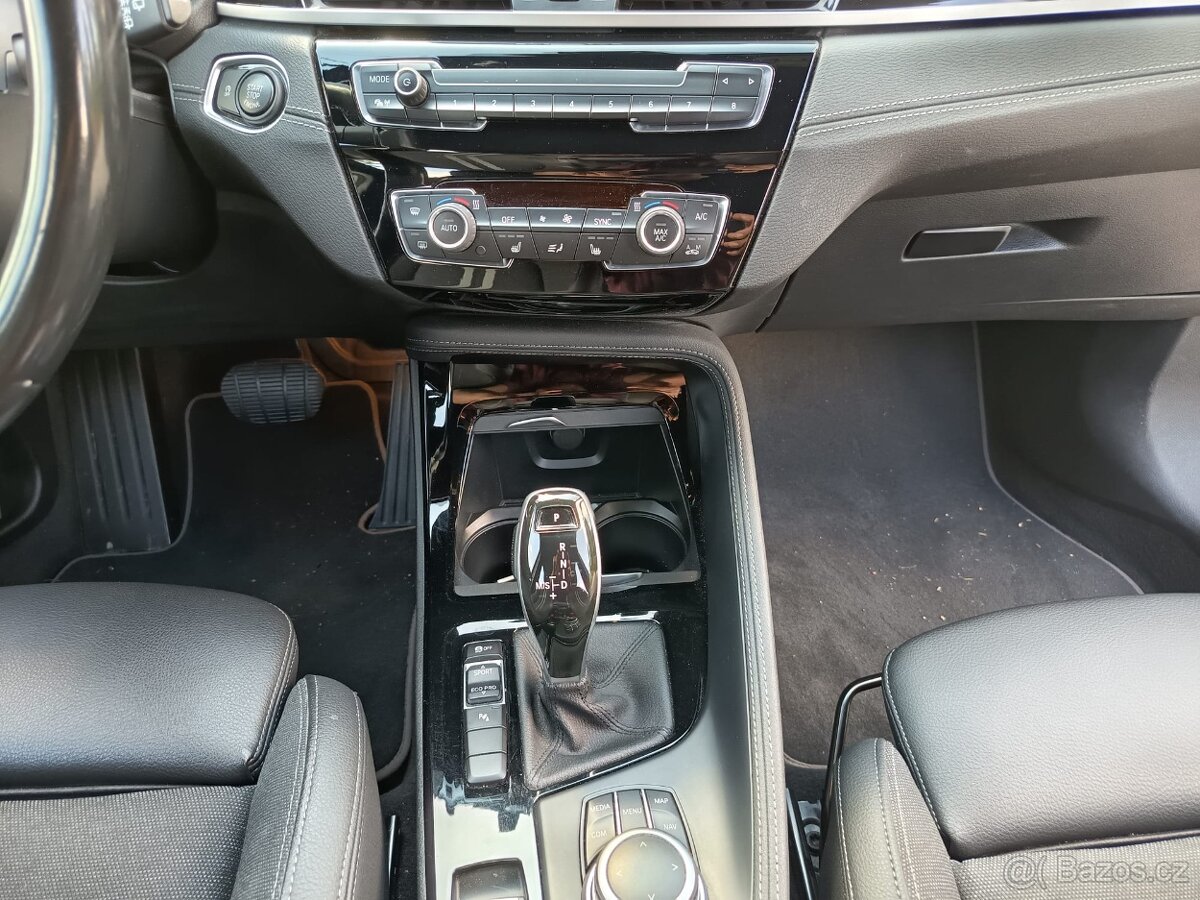BMW X1 SDRIVE 18i,Mpaket r.v.12/2019 - 11