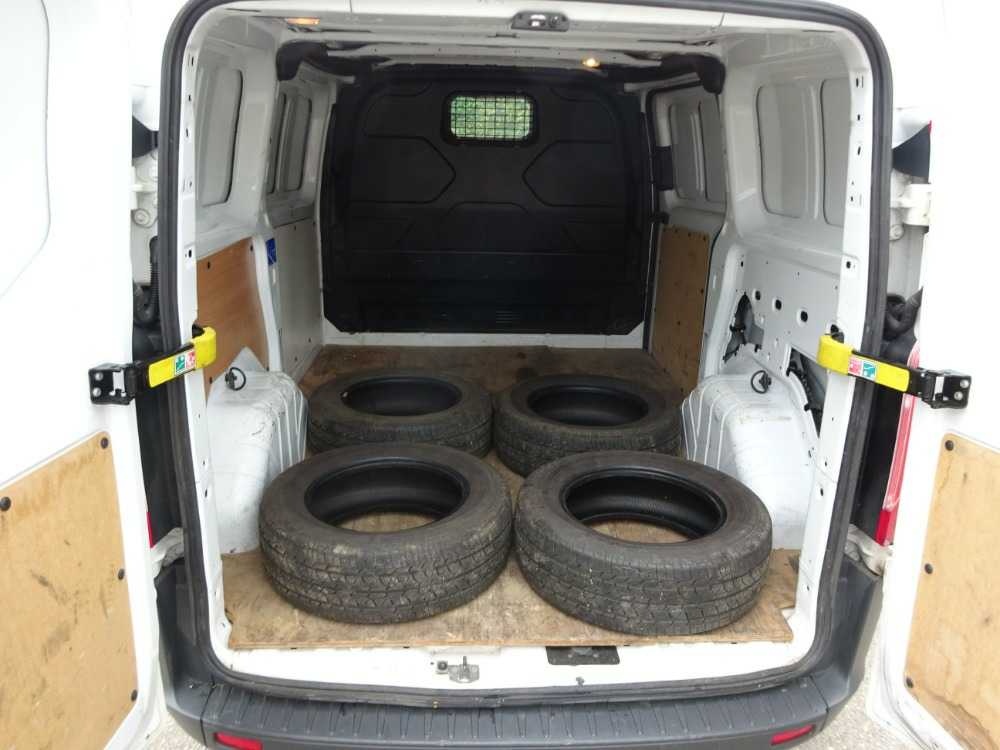 Ford Transit Custom 2.2 TDCI r.v.2016 74 kw ČR - 11