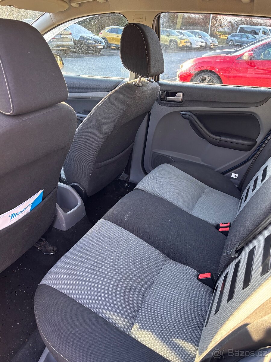 Ford Focus 2008 - 11