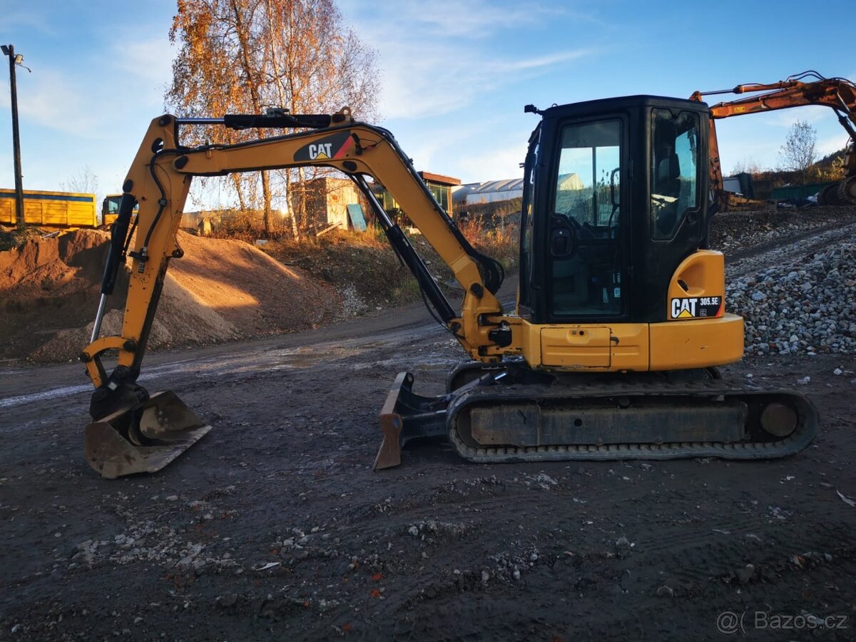 Minibagr bagr.Caterpillar 305.5e ne kubota.jcb - 11