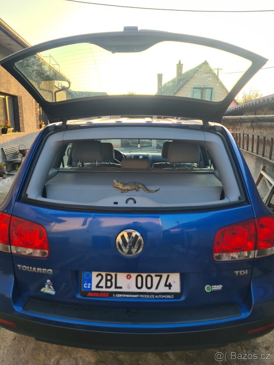 VW Touareg 2.5 TDI(128kw),r.2006,nepojízdné. - 11