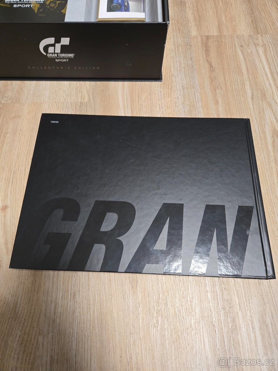 Gran Turismo Sport Collector's Edition (PS4) - 11