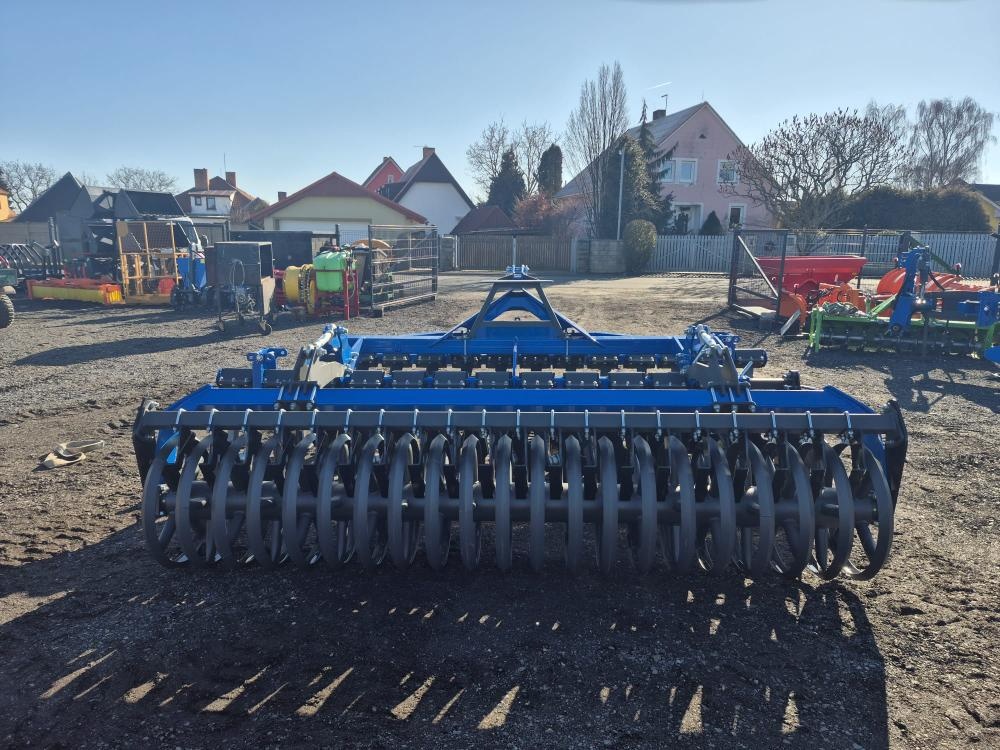 Diskový podmítač CZAGRO ROL 300 - 11