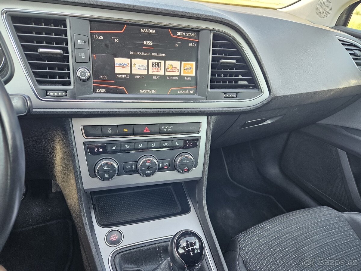 Seat Leon 1.4 TSI 92kw, Excellence, Výbava, Nehavarováno - 11