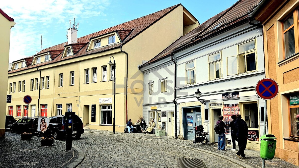 Prodej byty 3+kk s vlastní terasou, komorou a sklepem, 68 m² - 11