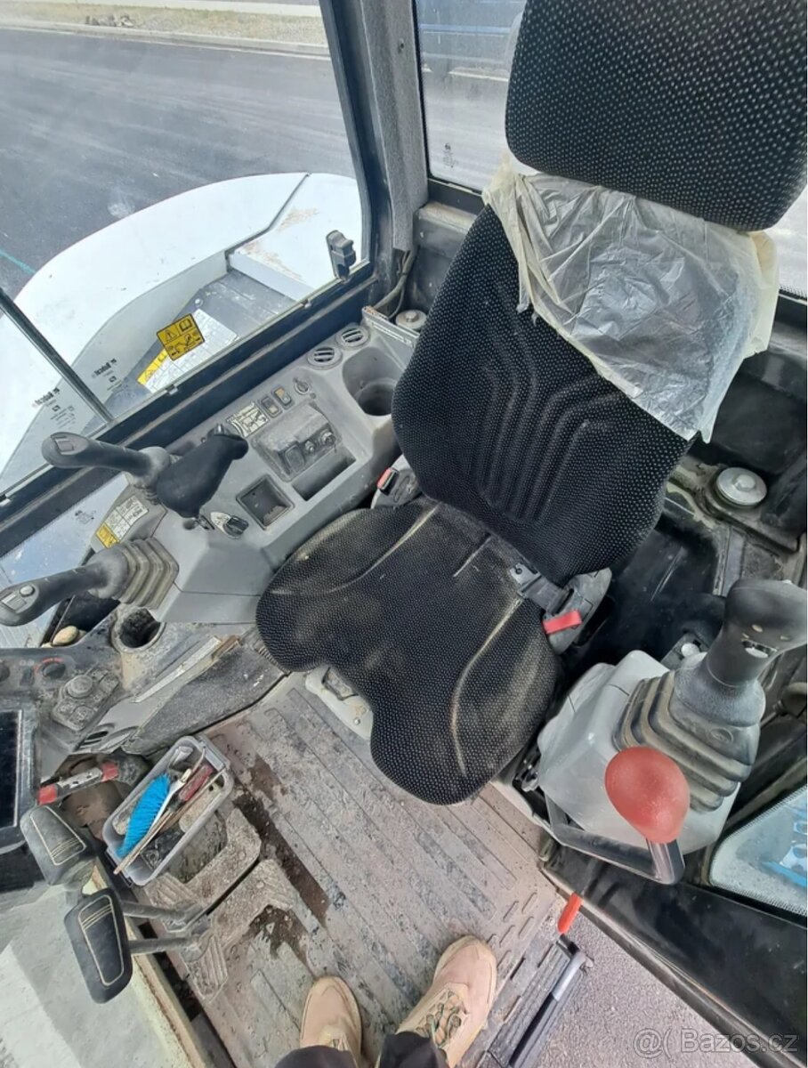 Čištění INTERIÉRU a EXTERIÉRU přímo u Vás doma - 11