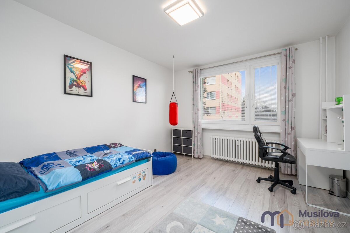 Prodej bytu 3+1 80 m2 - 11