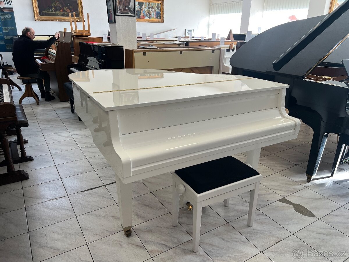 Japonský klavír Yamaha se zárukou 5 let. Doprava zdarma - 11