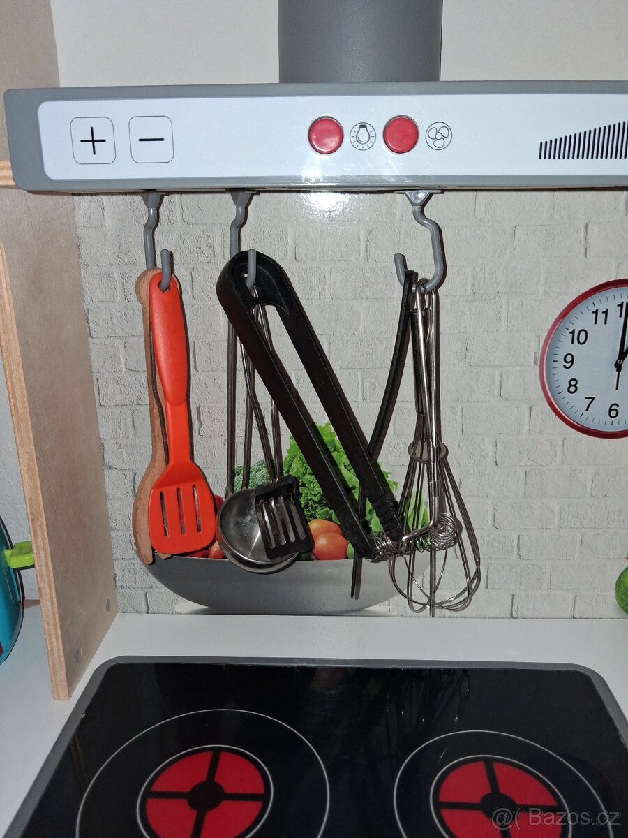 Dětská kuchyňka s policemi navíc - 11