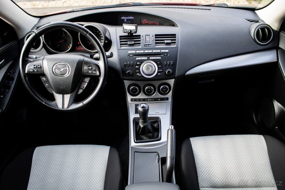 Mazda 3 1.6, 77kW (2010) - 11