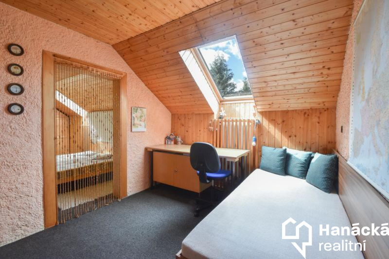 Prodej hezkého domu v Jeseníkách - 11