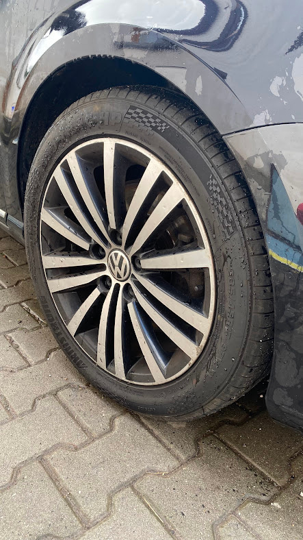 VW Passat B7 variant 2.0 TDI automat - 11