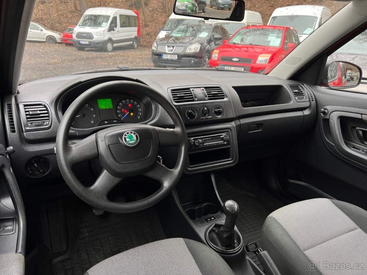ŠKODA ROOMSTER 1.2 TSI 63 kW 2010 93tkm nové ČR 1. maj - 11