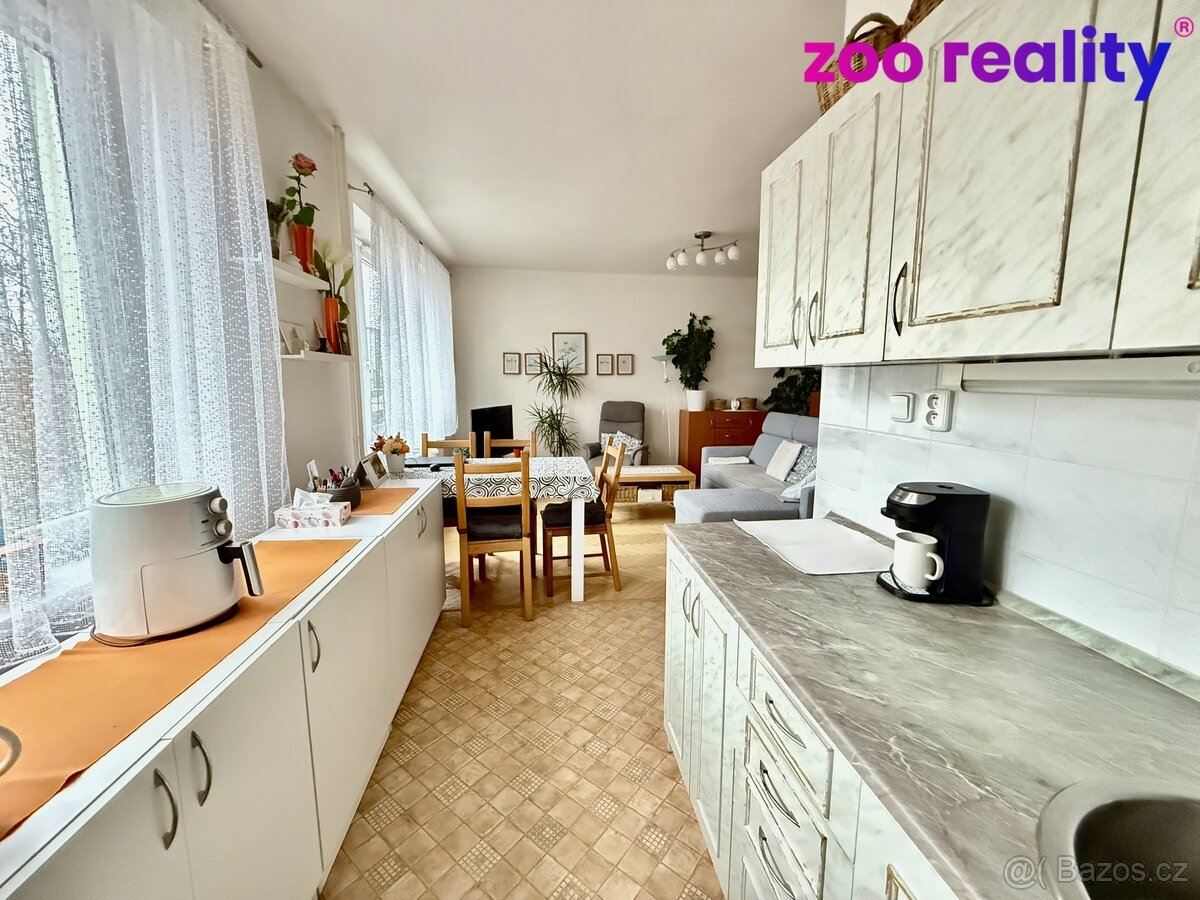 Prodej , byt 2+1 52m2, Mrázova - 11