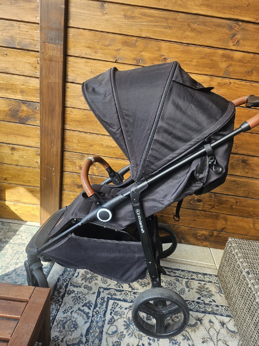 Kočárek kinderkraft černý - 11