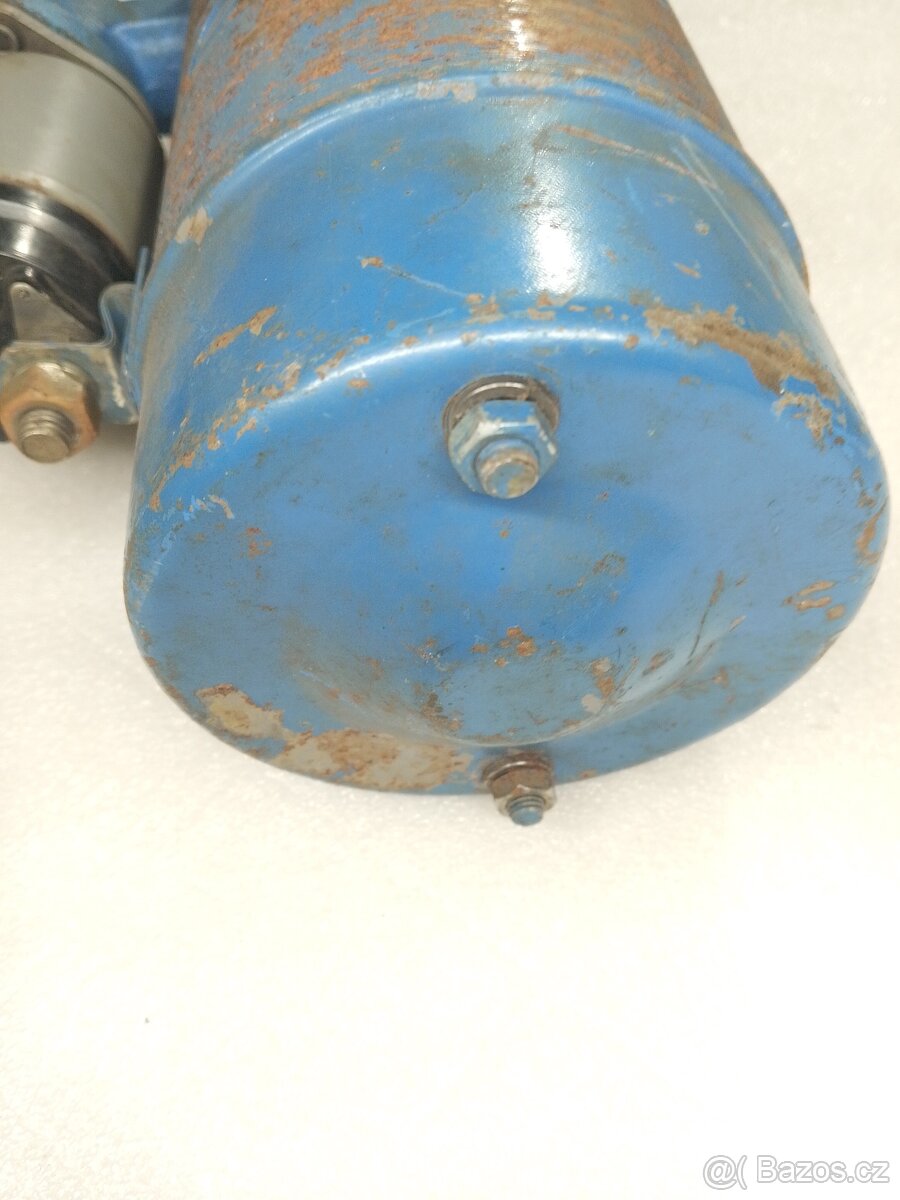 Startér ZETOR UŘ I, UNC, DESTA, MAGNETON - 11